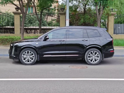 Cadillac XT6