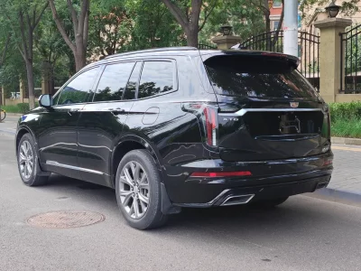 Cadillac XT6
