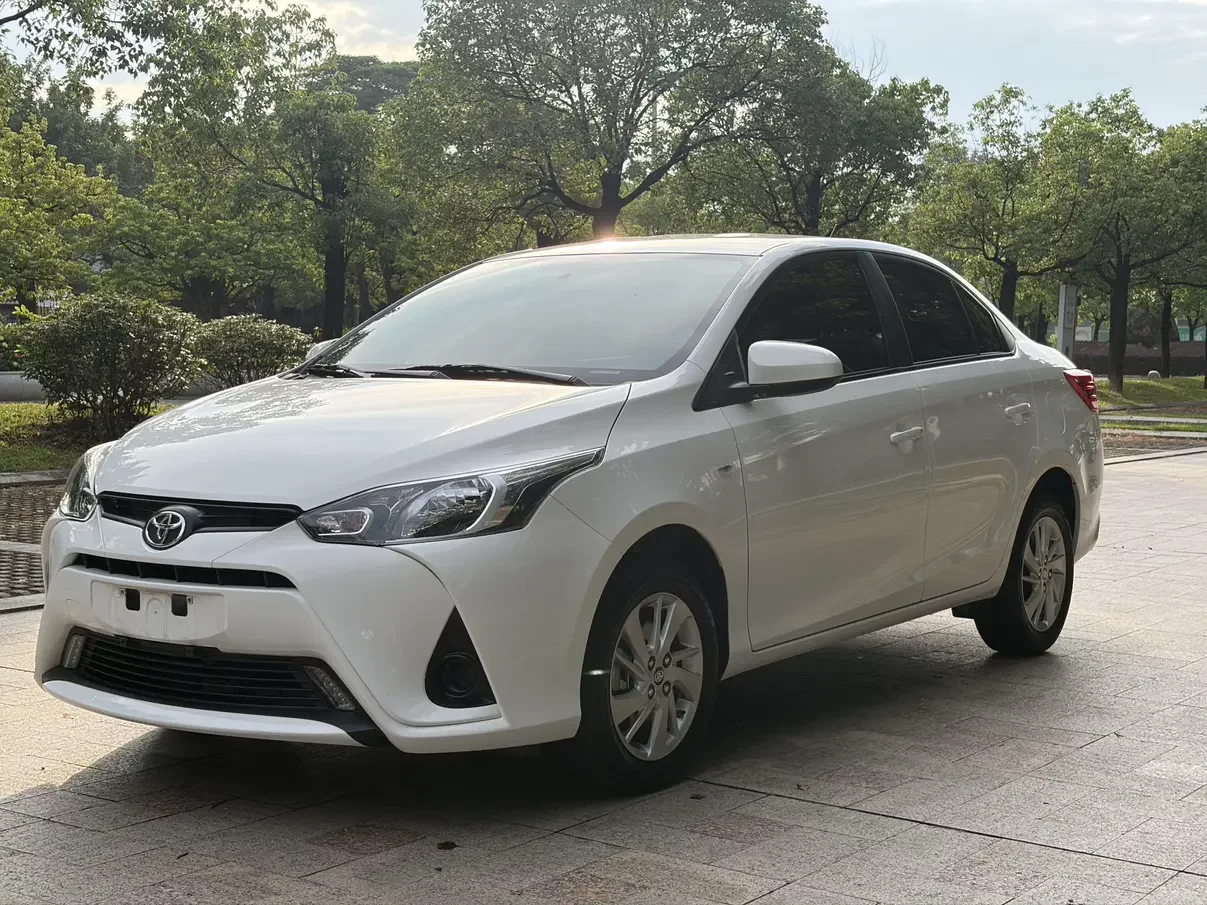 Toyota YARiS L Enjoy 2020
