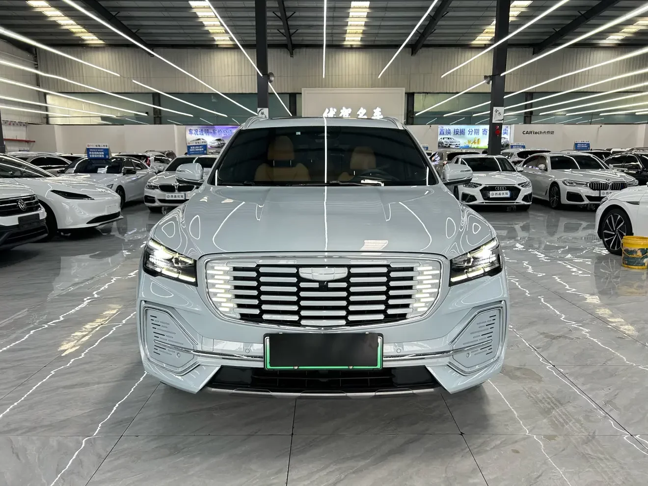 Geely Monjaro (extended range electric version) (Xingyue L extended range electric version)  из Китая