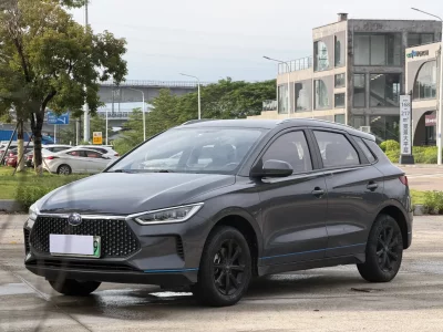 BYD e2