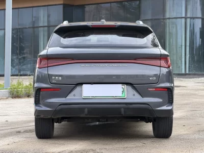 BYD e2