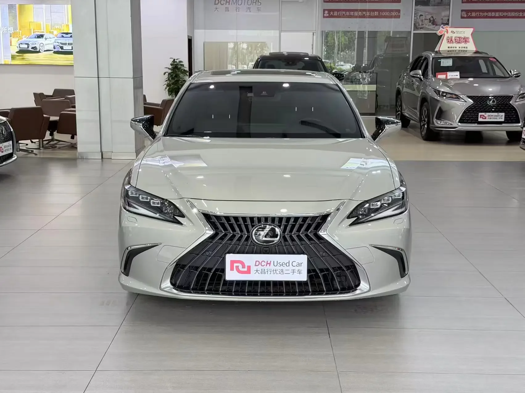 Lexus ES