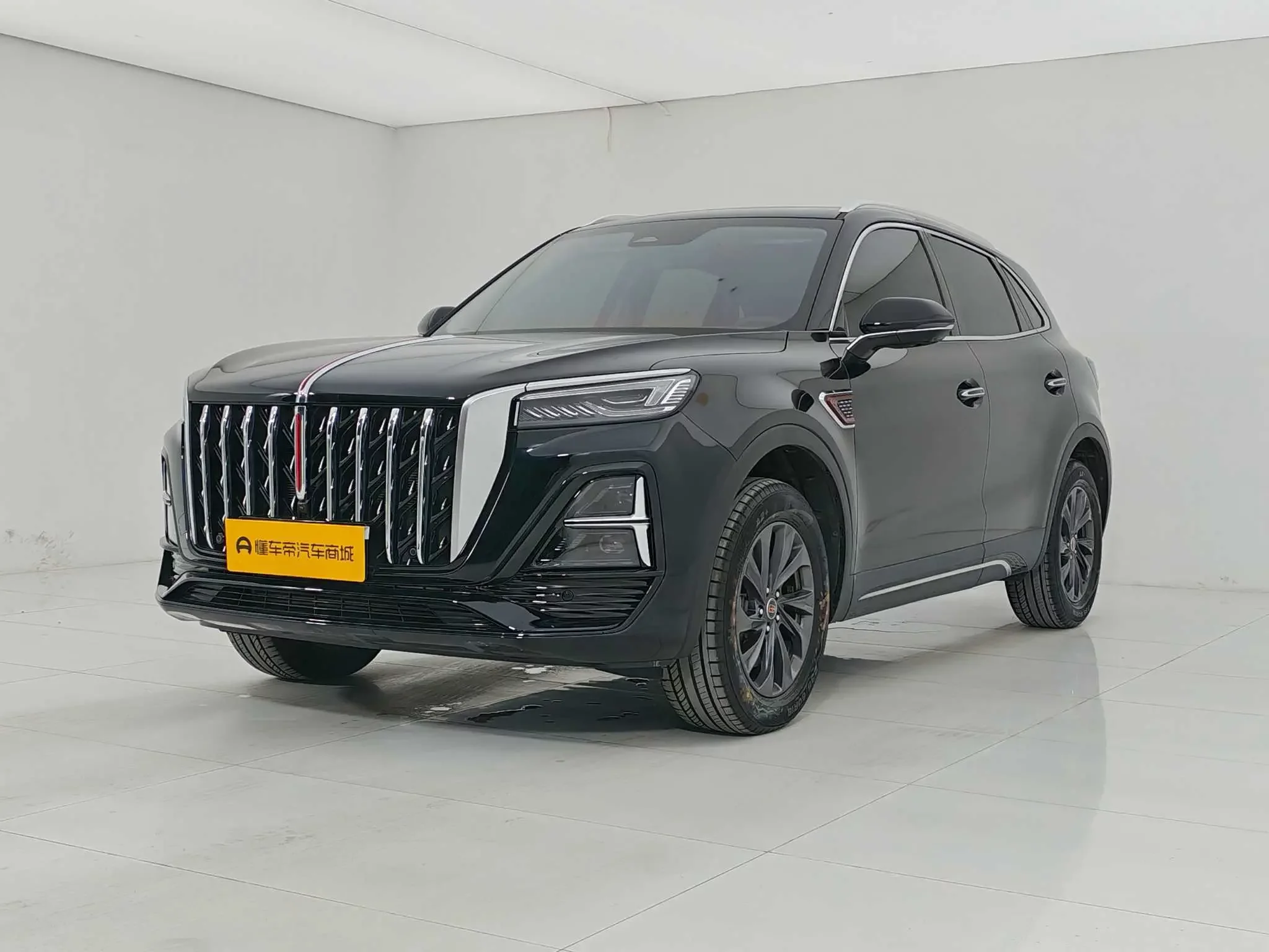Hongqi HS5