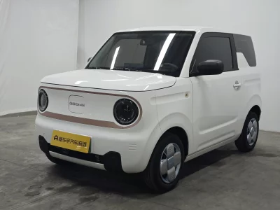 Geely panda