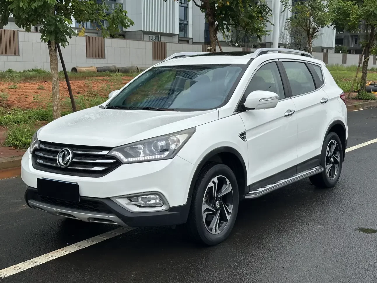 Dongfeng Fengshen AX7