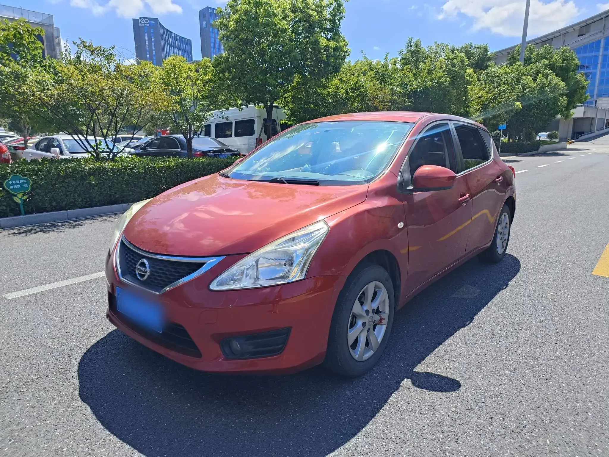 Nissan Tiida
