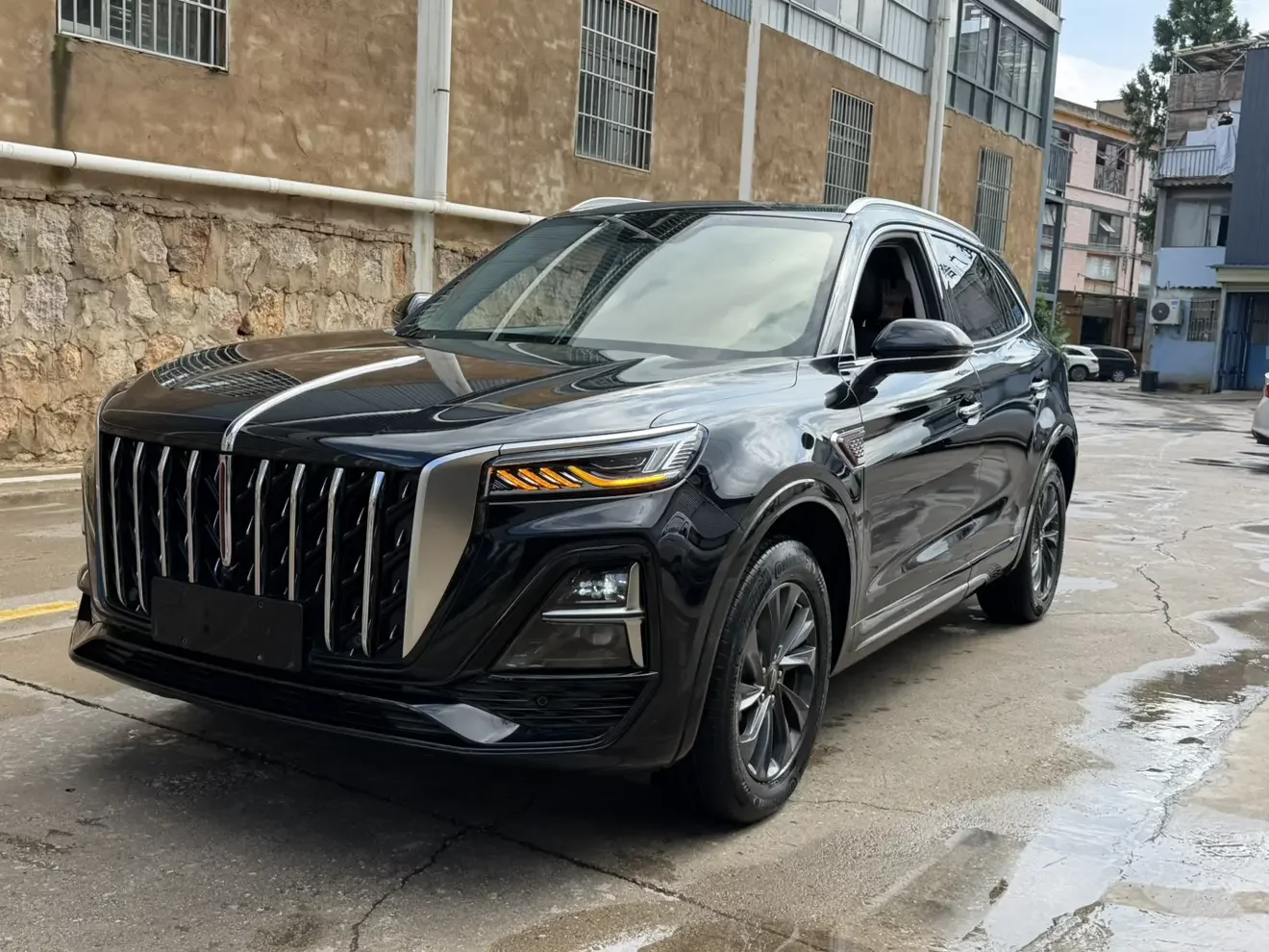 HONGQI HS5