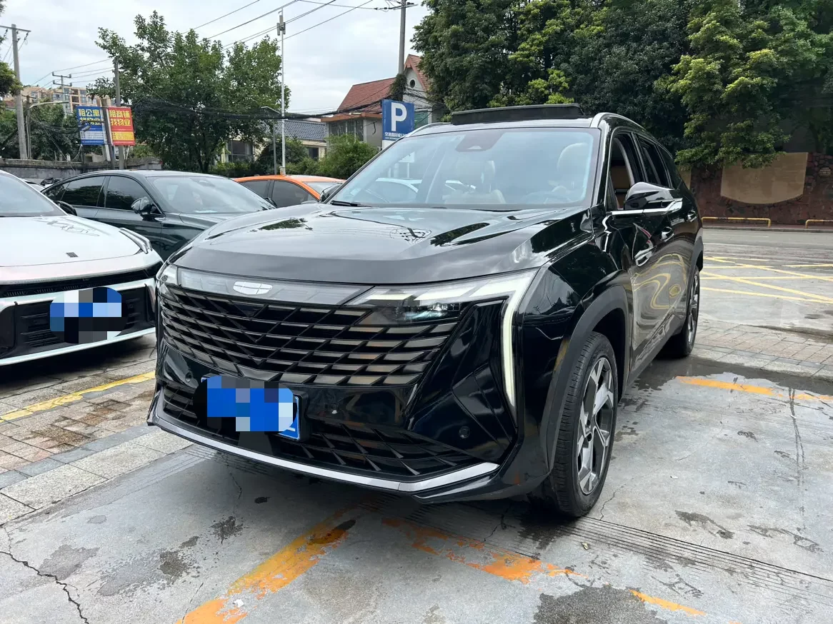 Geely Atlas L