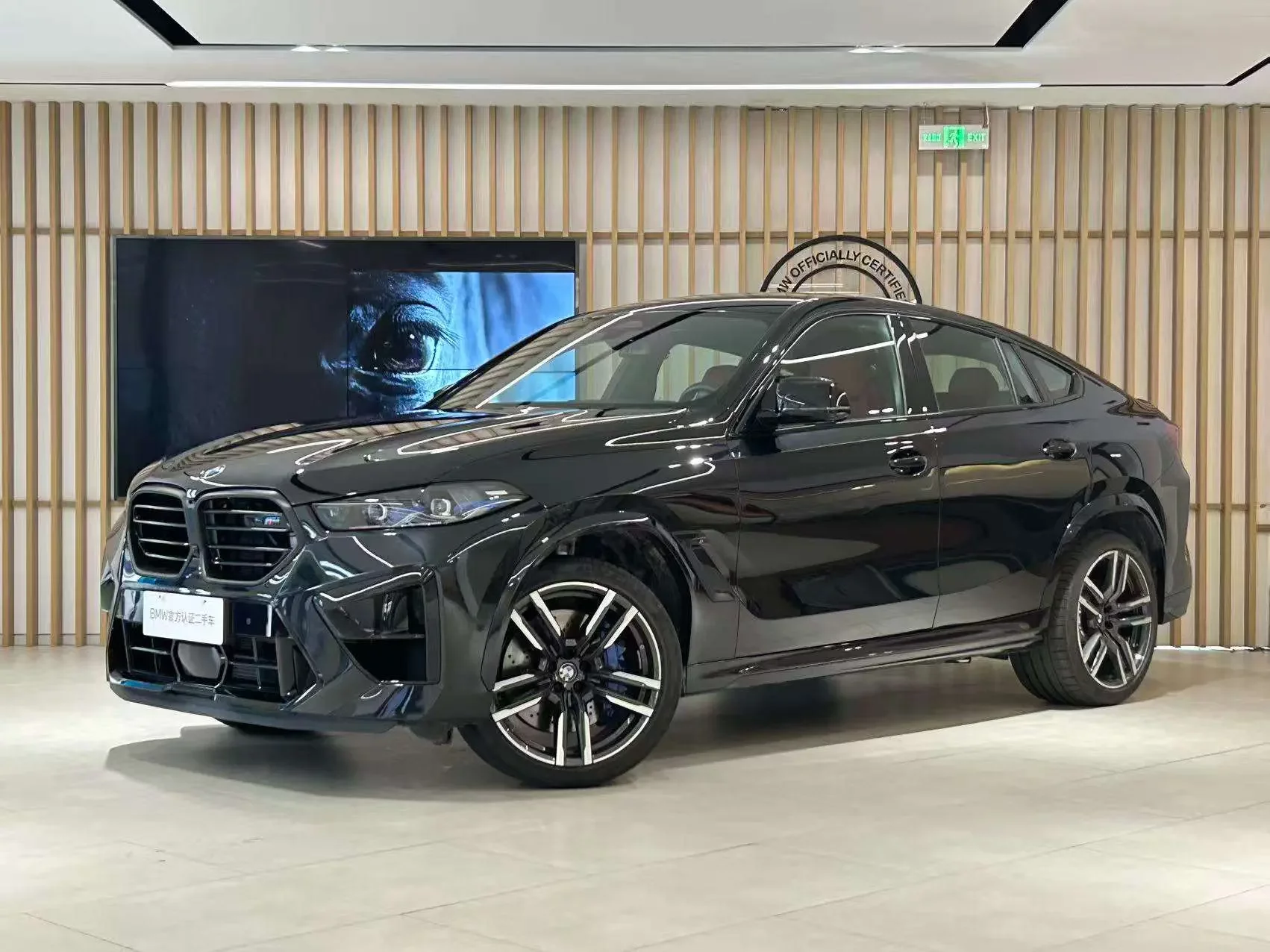BMW X6 M  из Китая