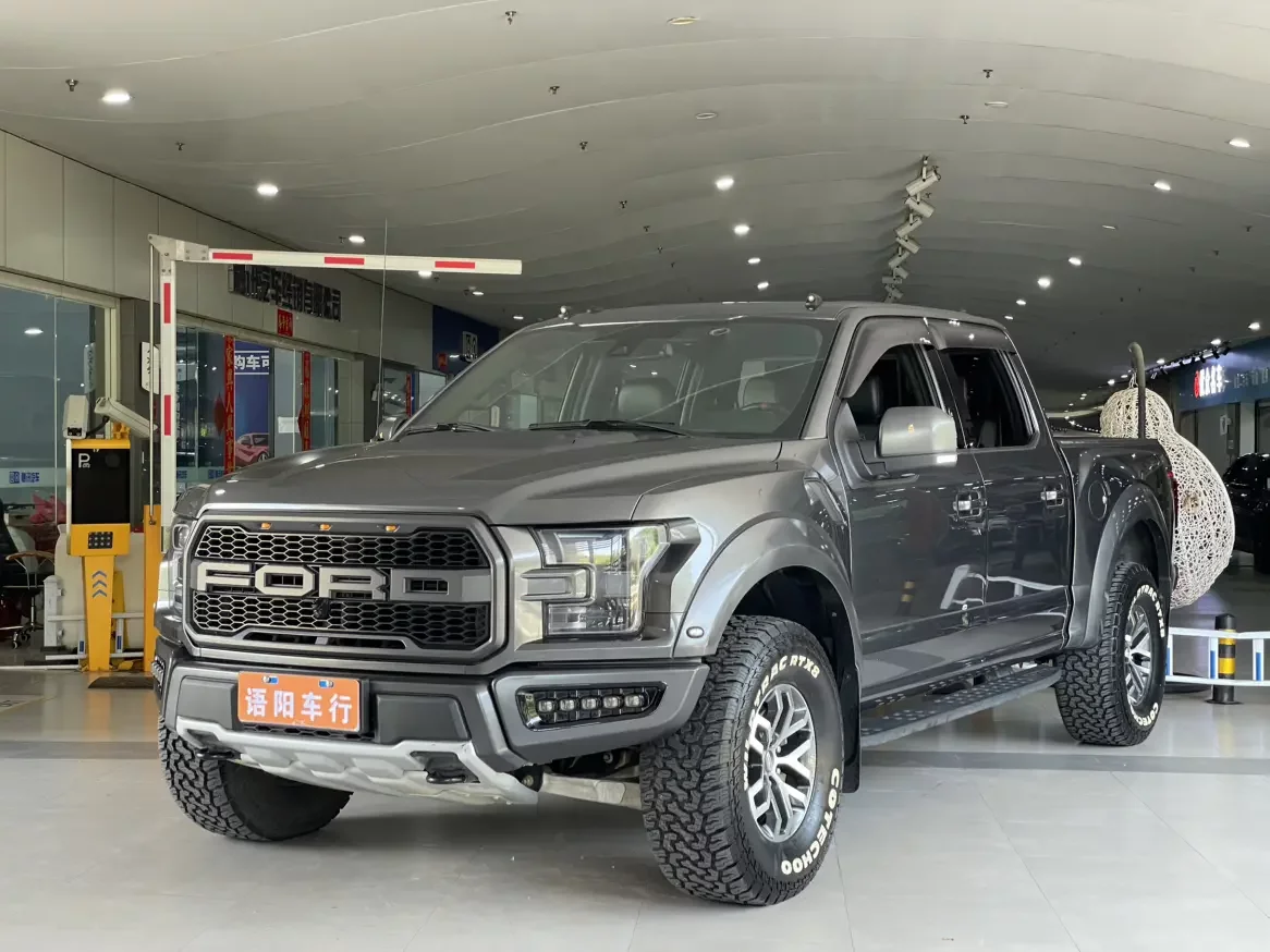 Ford F-150 Raptor