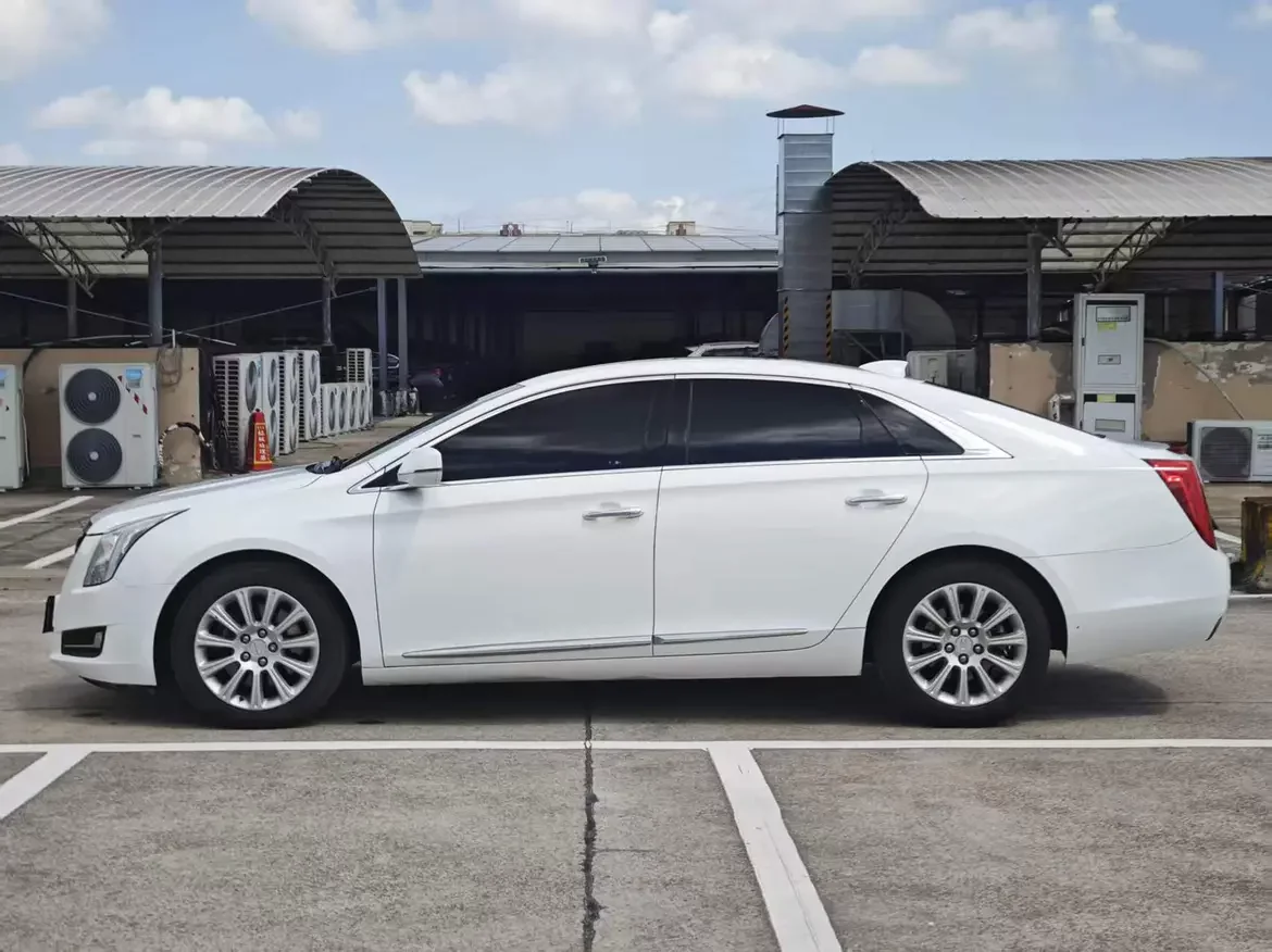Cadillac XTS