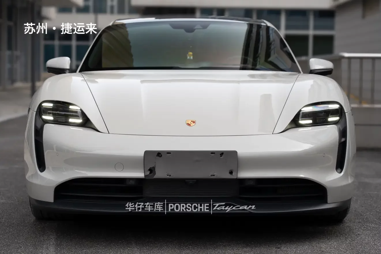Porsche Taycan