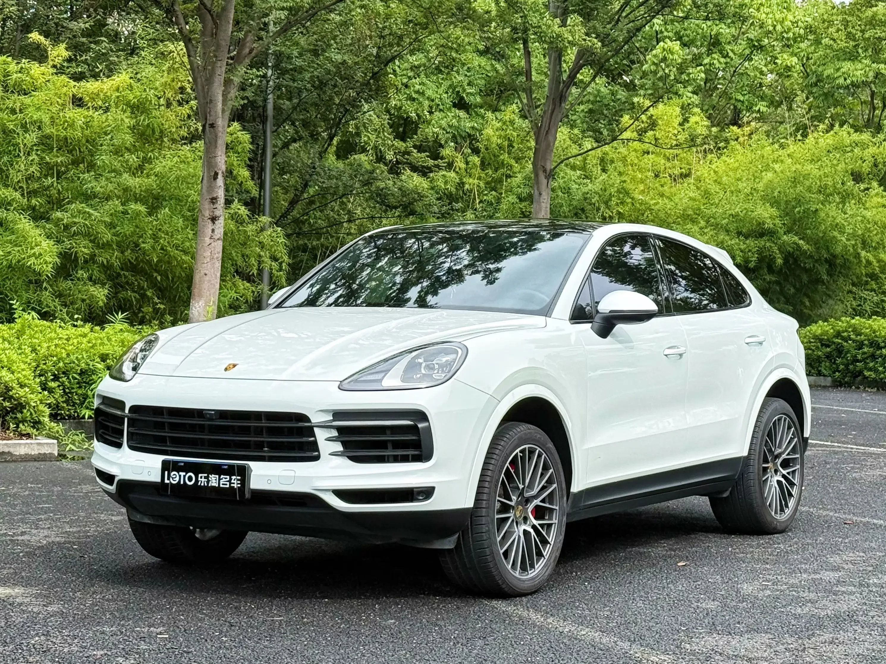 Porsche Cayenne Coupe