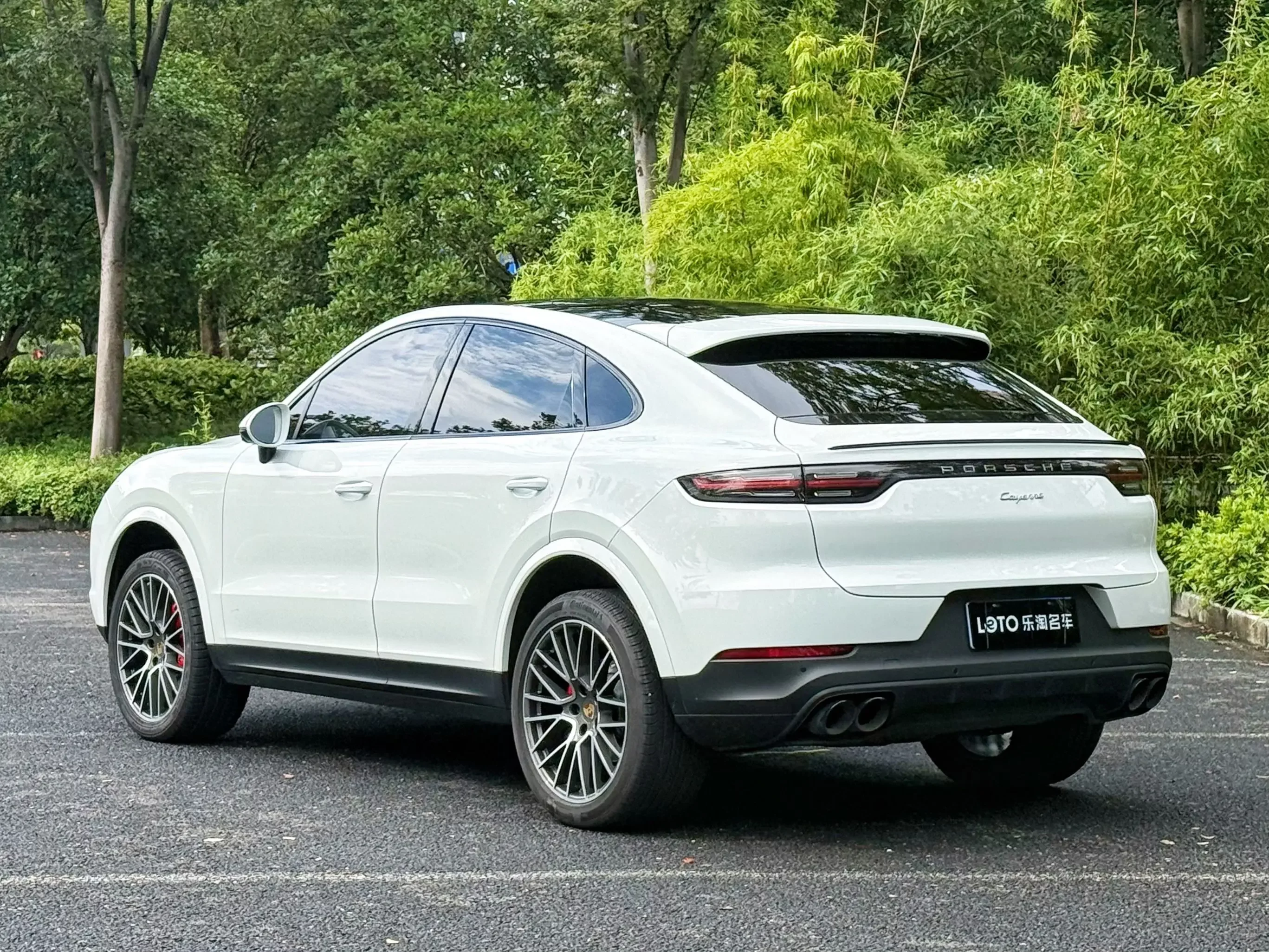 Porsche Cayenne Coupe