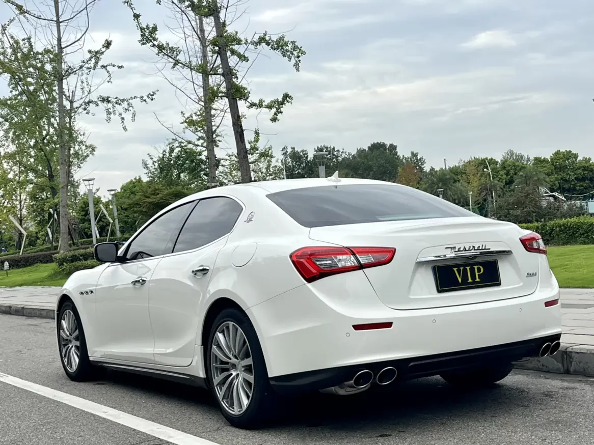 Maserati Ghibli