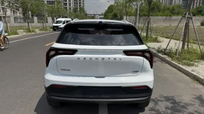 Geely Geometry E Firefly