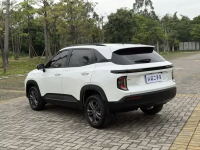 Baojun RS-3