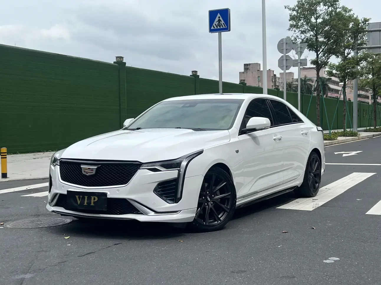 Cadillac CT4
