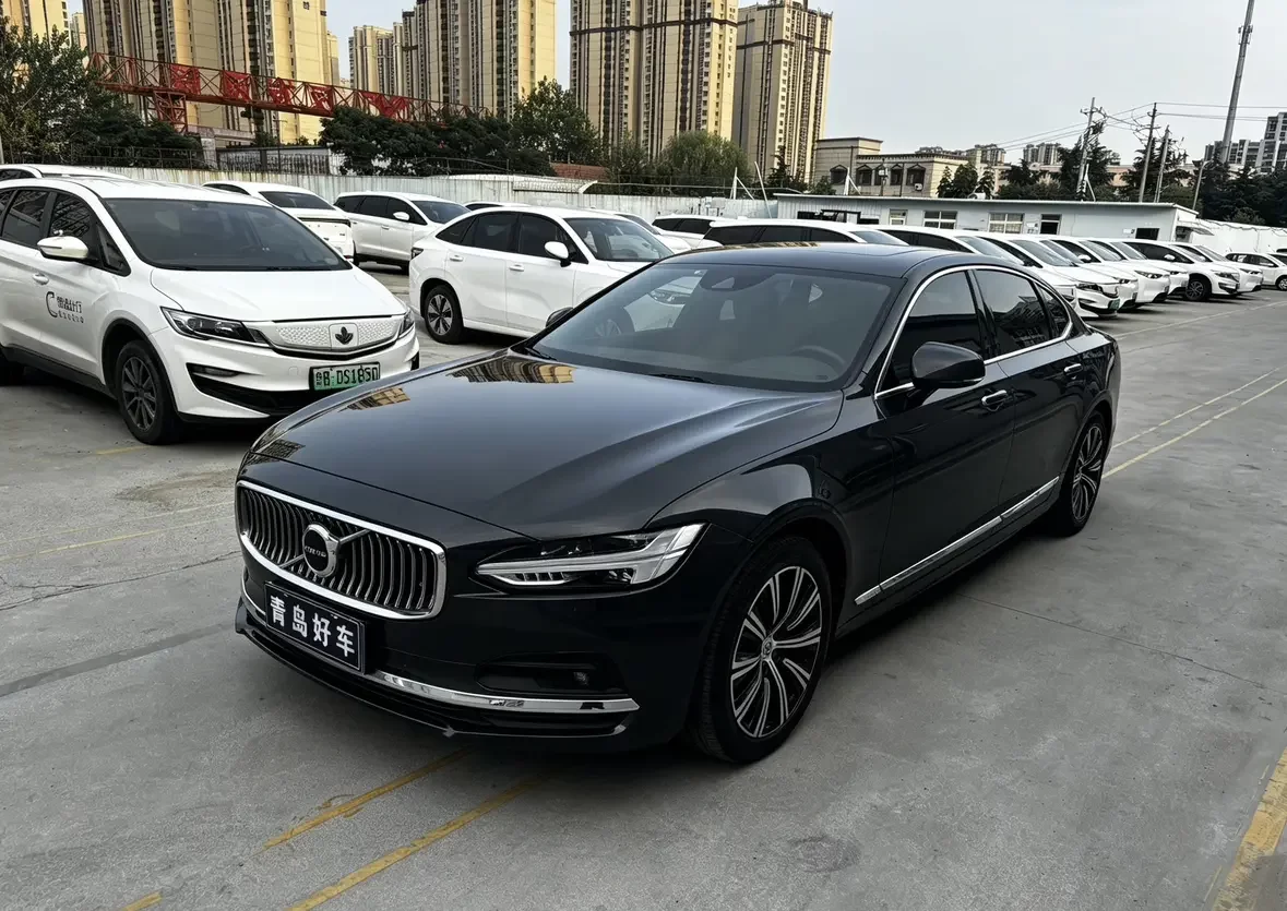 Volvo S90
