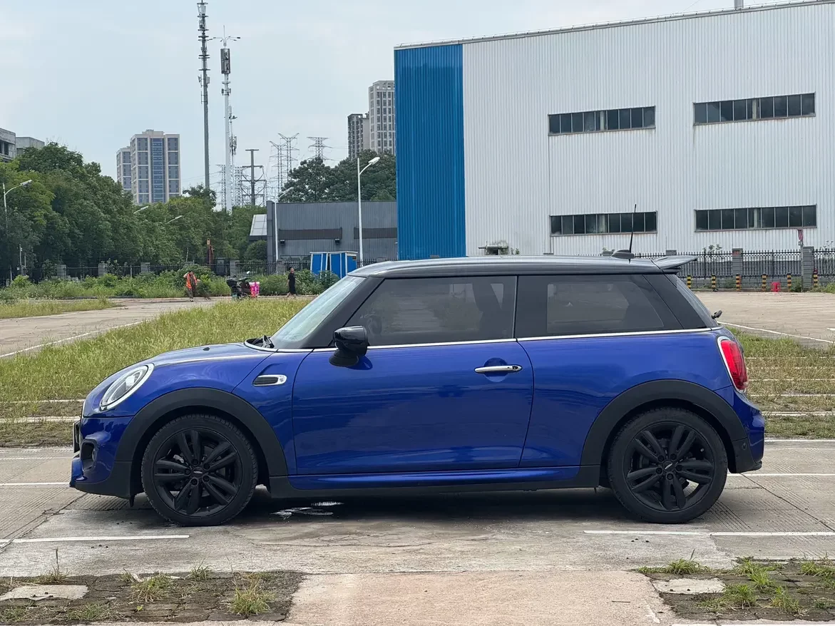 MINI MINI