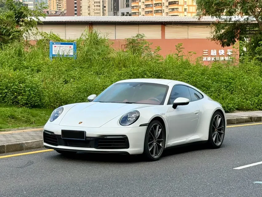 Porsche 911