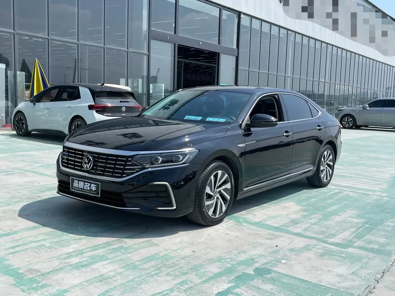 VOLKSWAGEN PASSAT PHEV