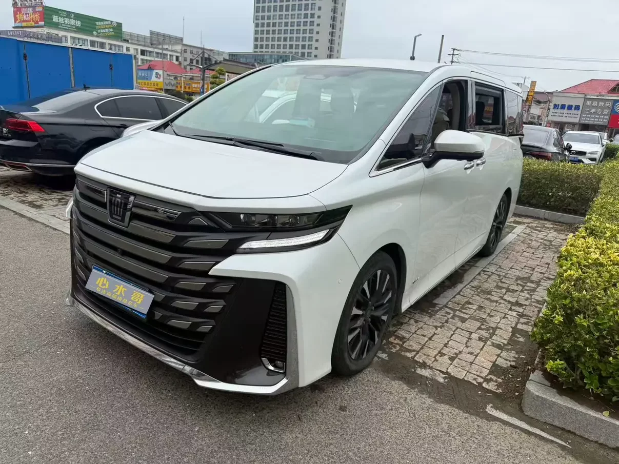 Toyota Crown Wellfire