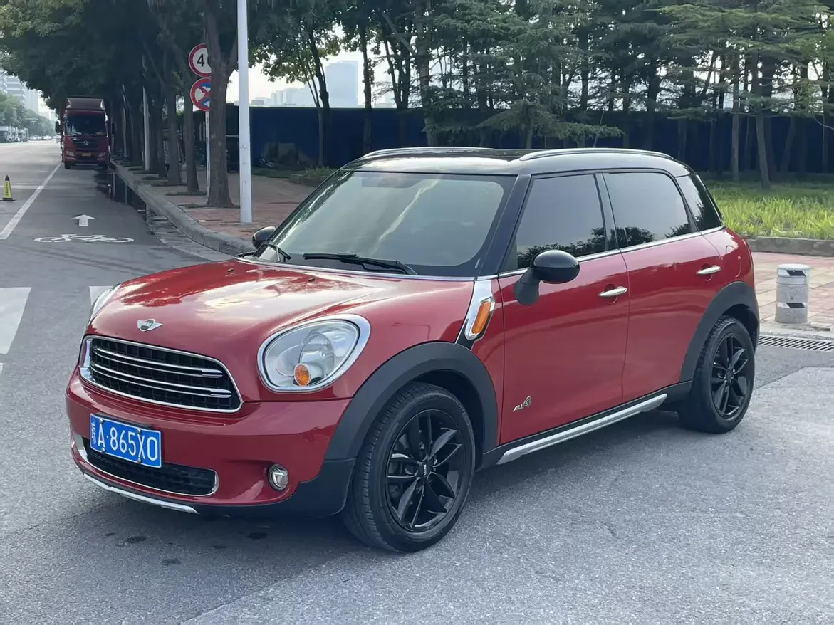MINI COUNTRYMAN