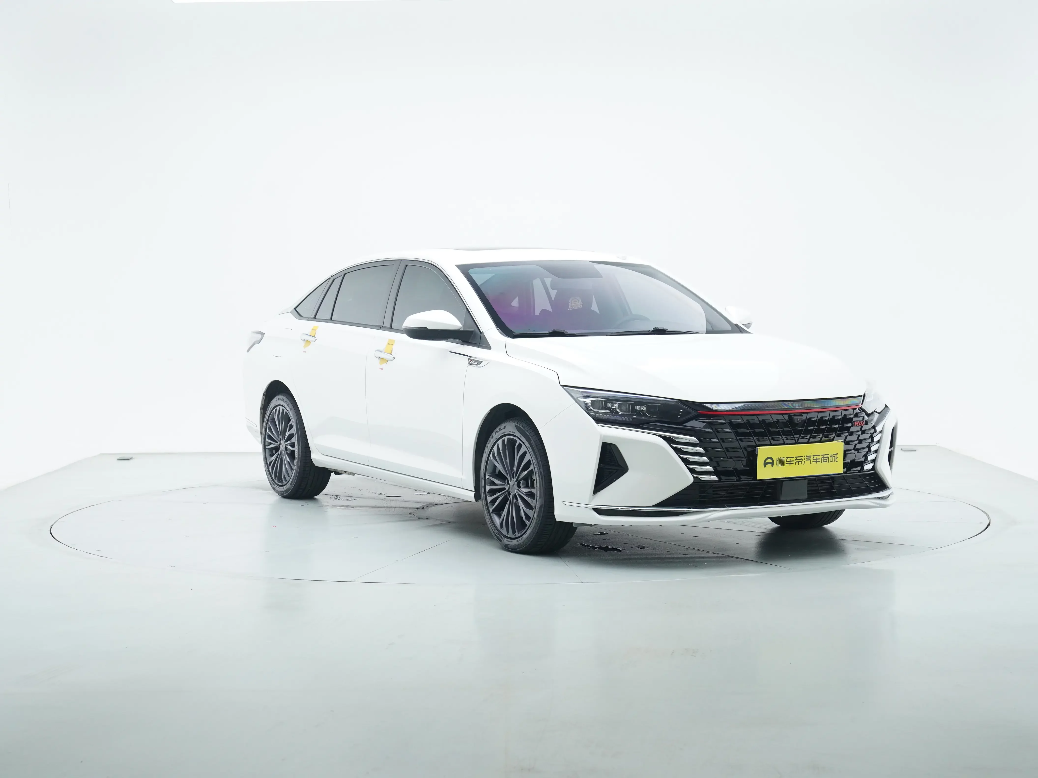 Dongfeng Yixuan MAX