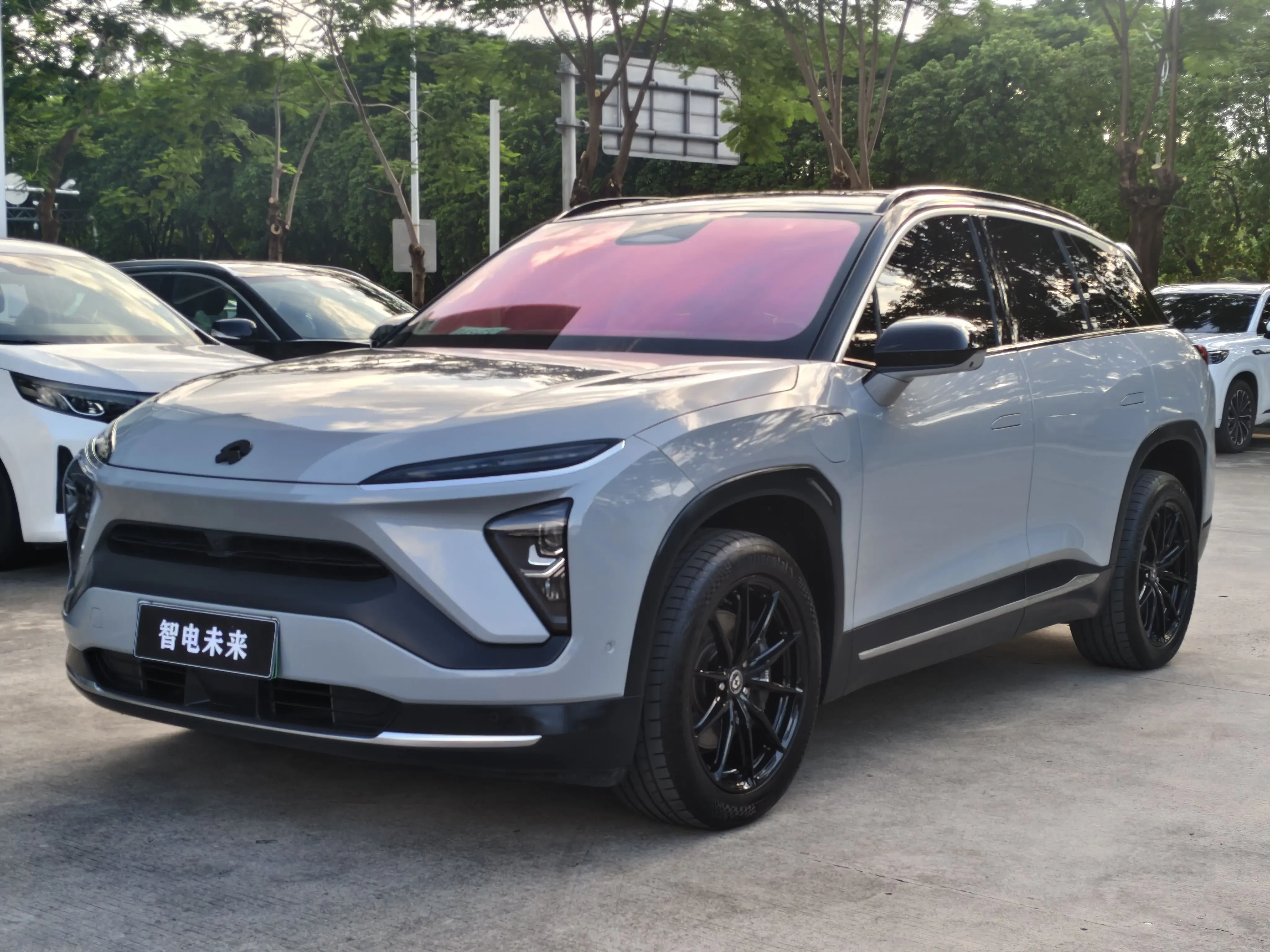 NIO ES6