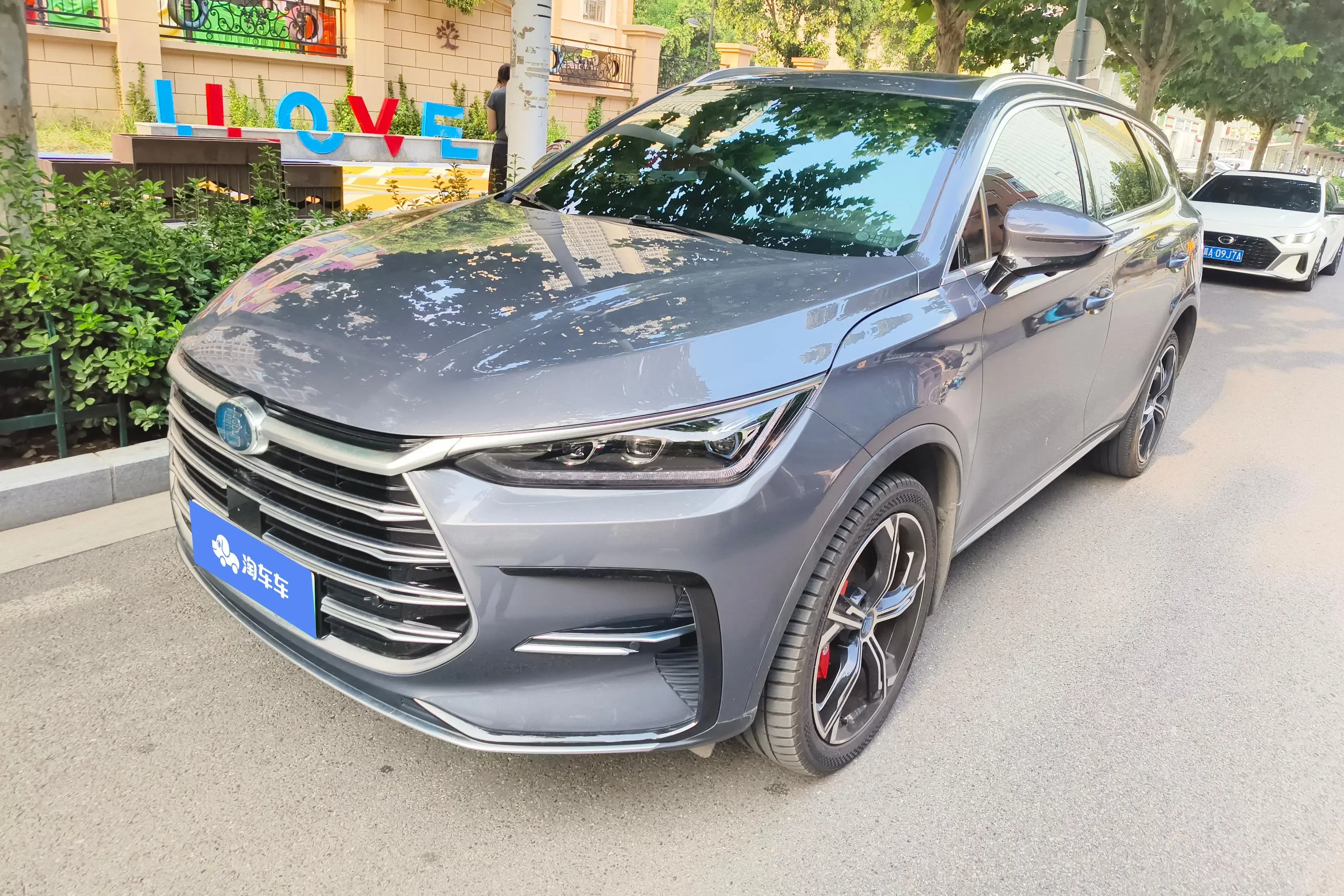 BYD TANG DM