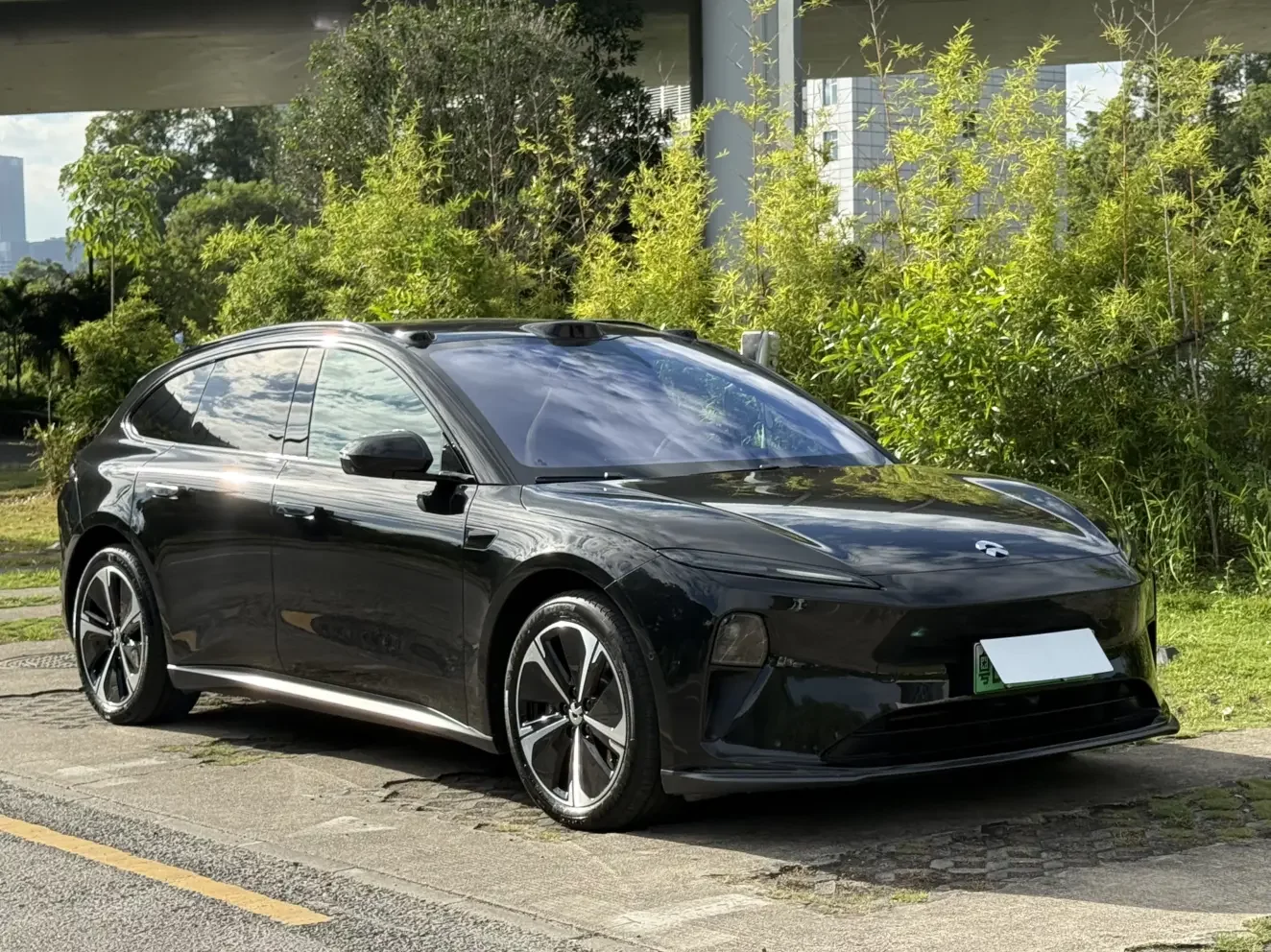 NIO ET5T