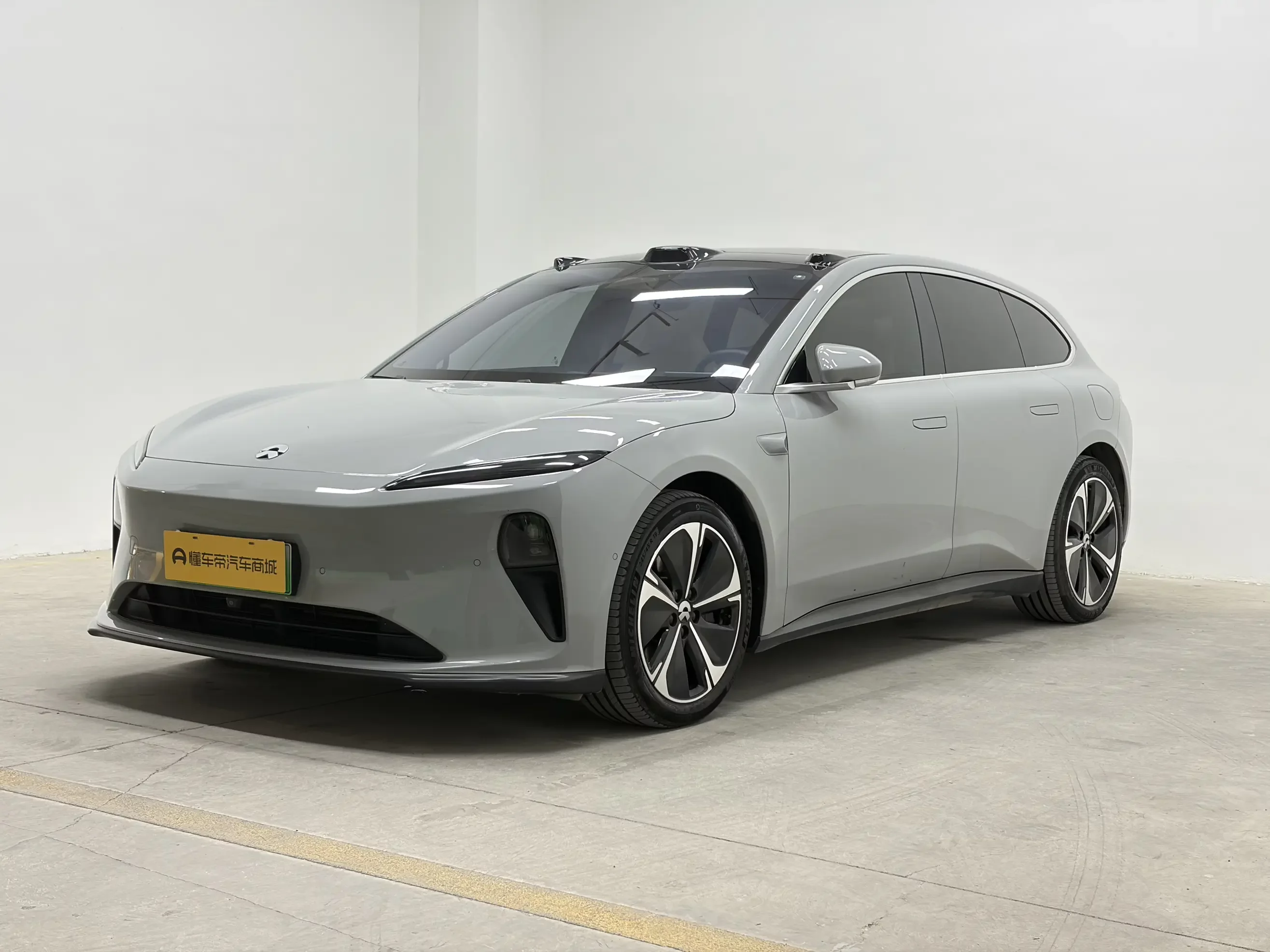 NIO ET5T