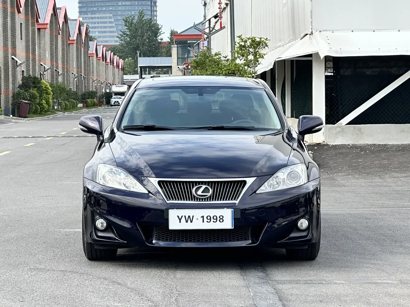 Lexus IS