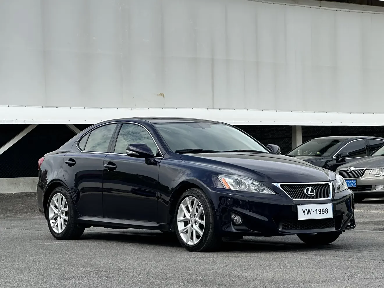 Lexus IS