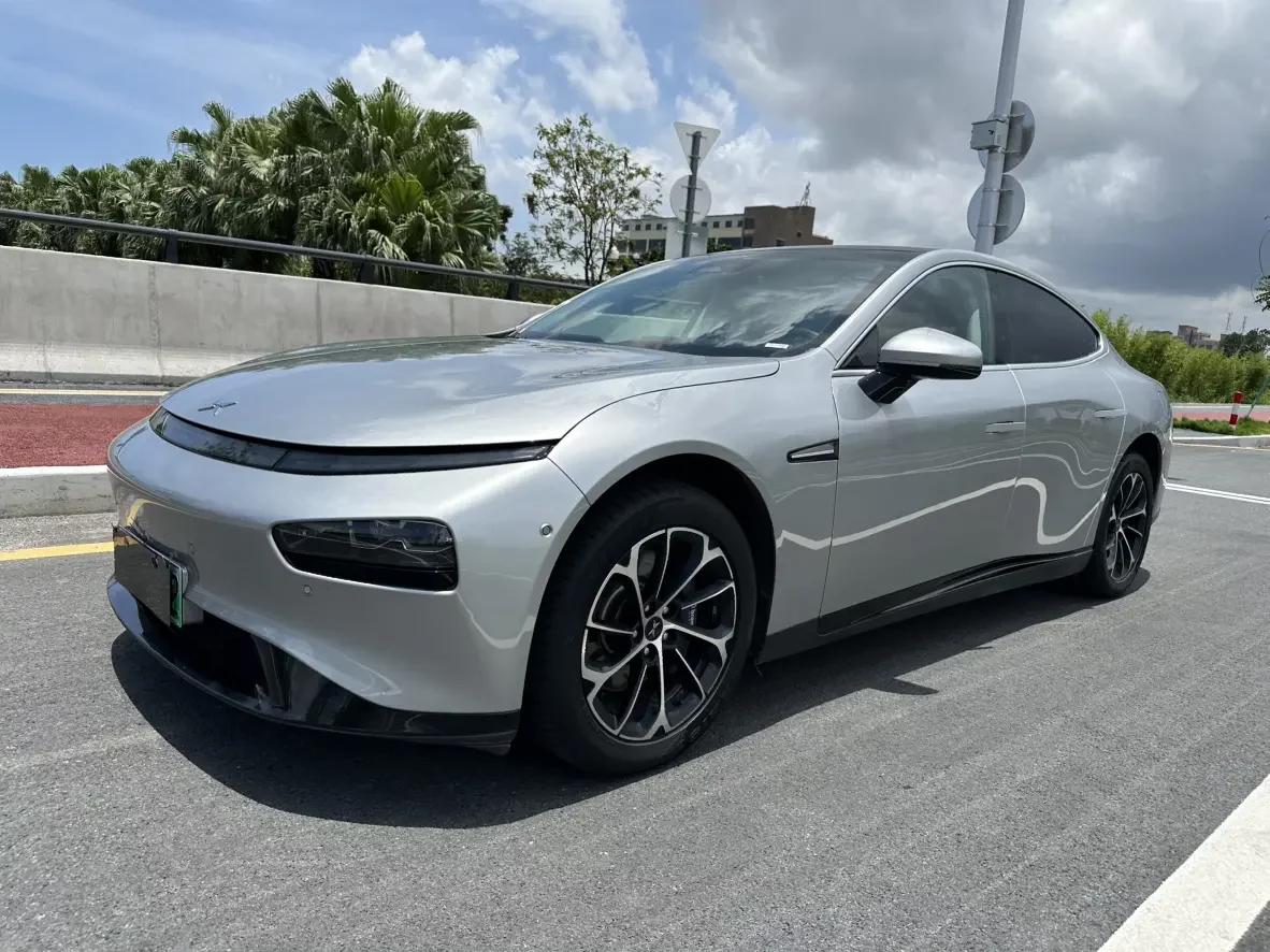 Xpeng P7