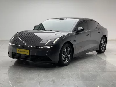 Lynk & Co 10 EM-P