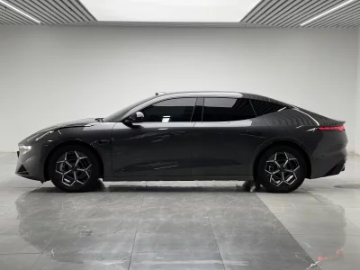 Lynk & Co 10 EM-P