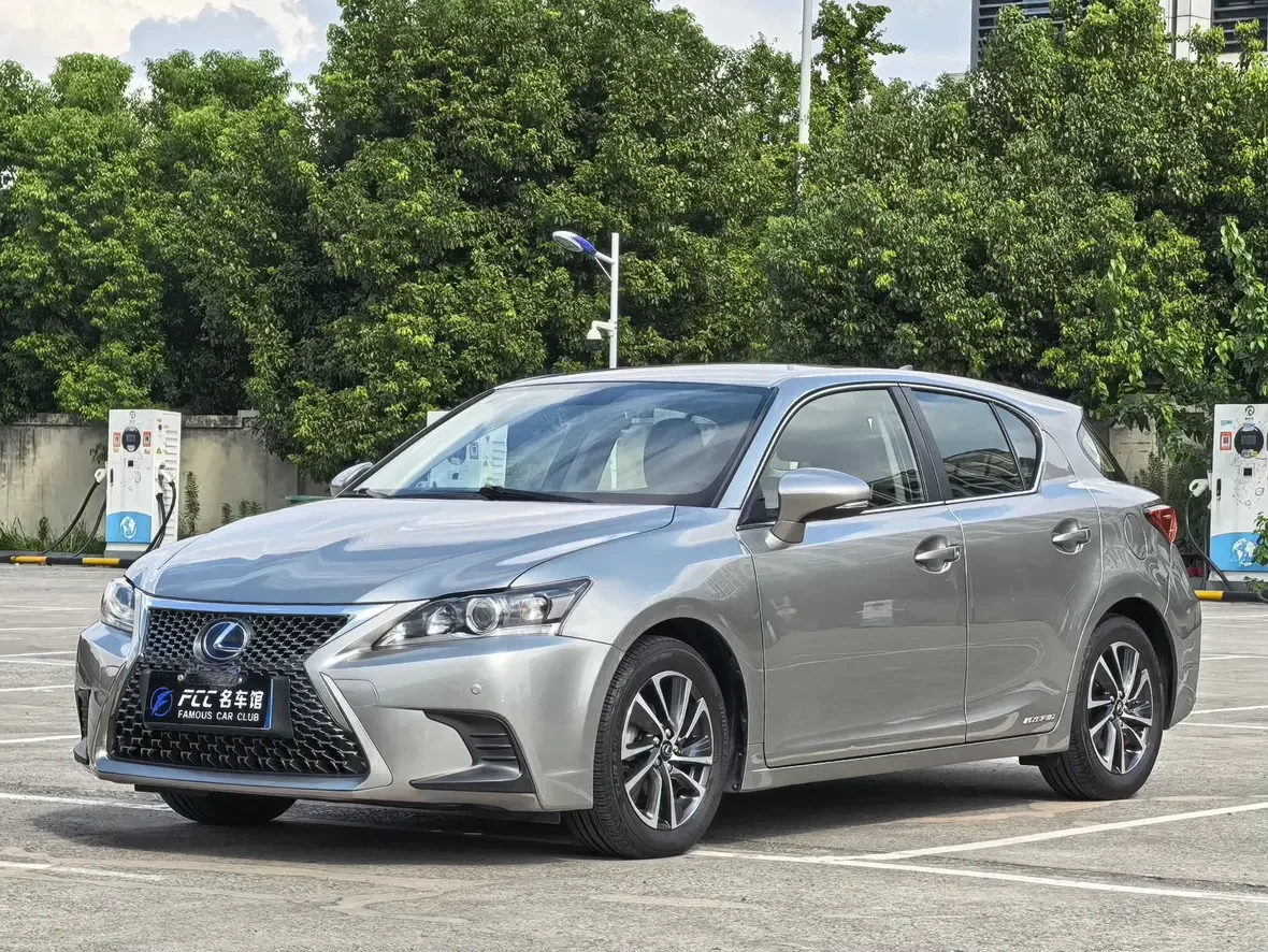 Lexus CT