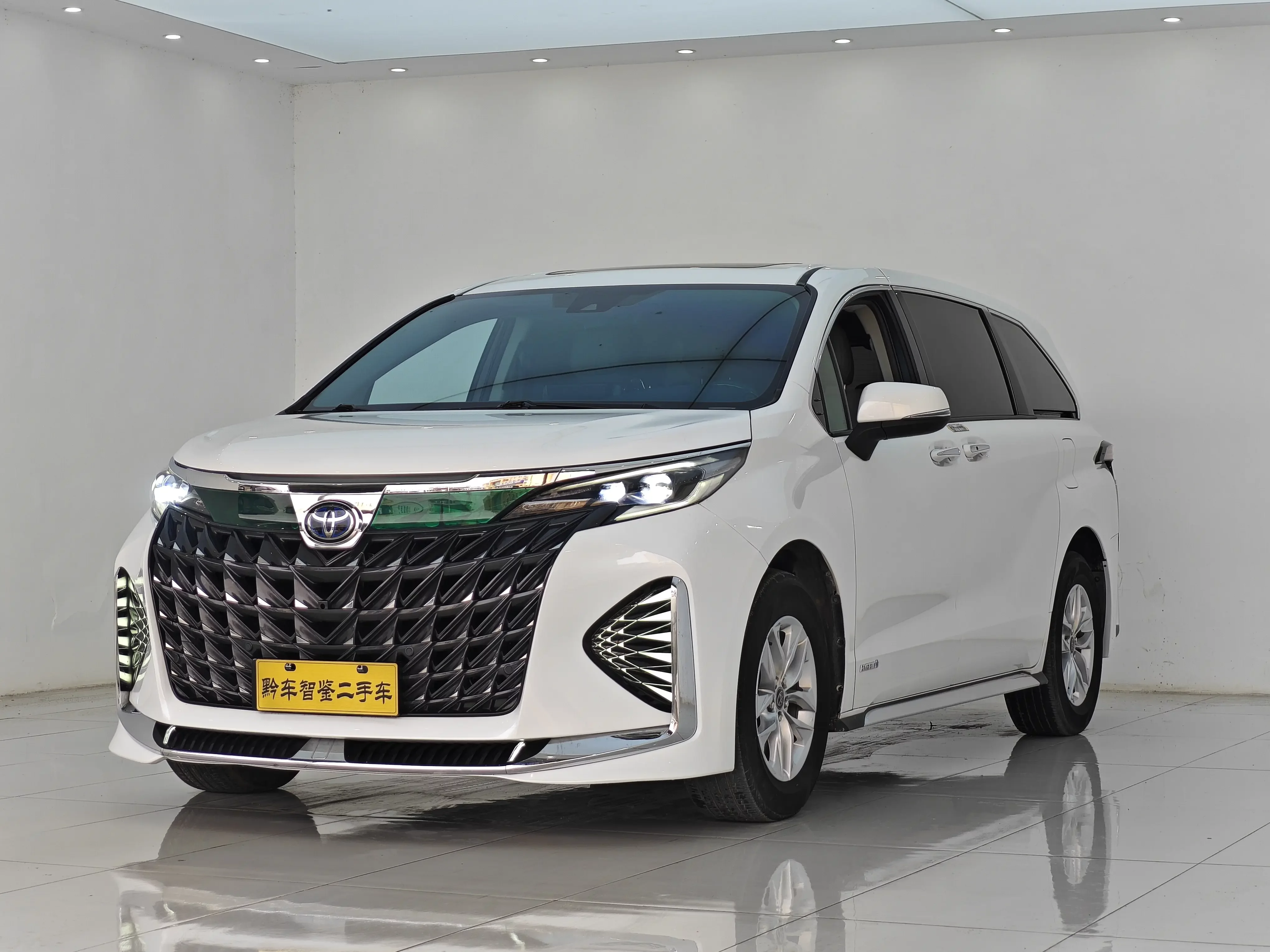 TOYOTA GRANVIA