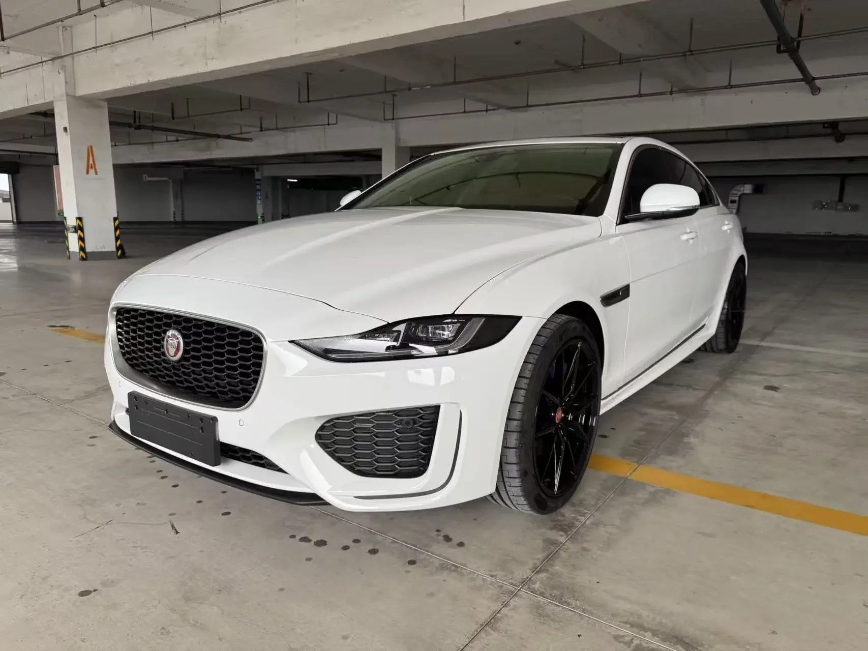 Jaguar XEL