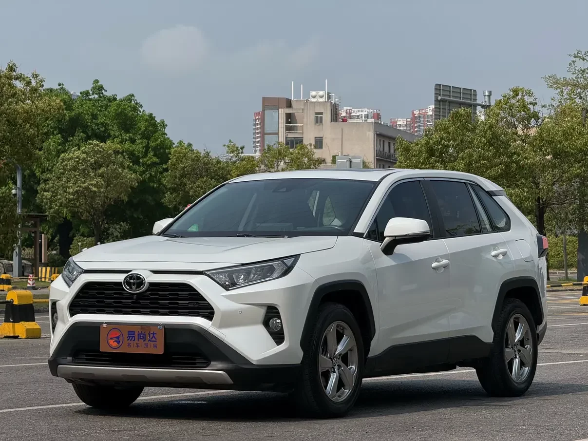TOYOTA RAV4