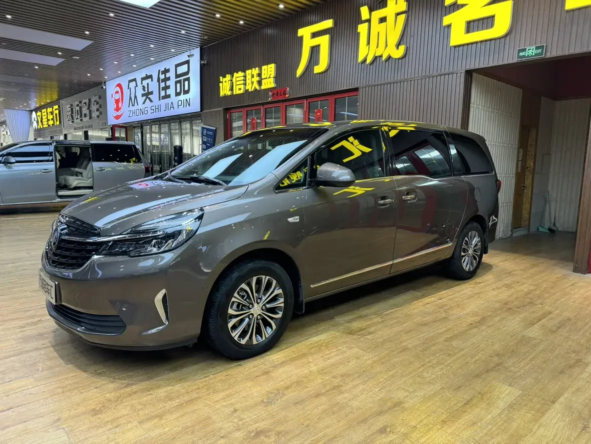 Buick GL8