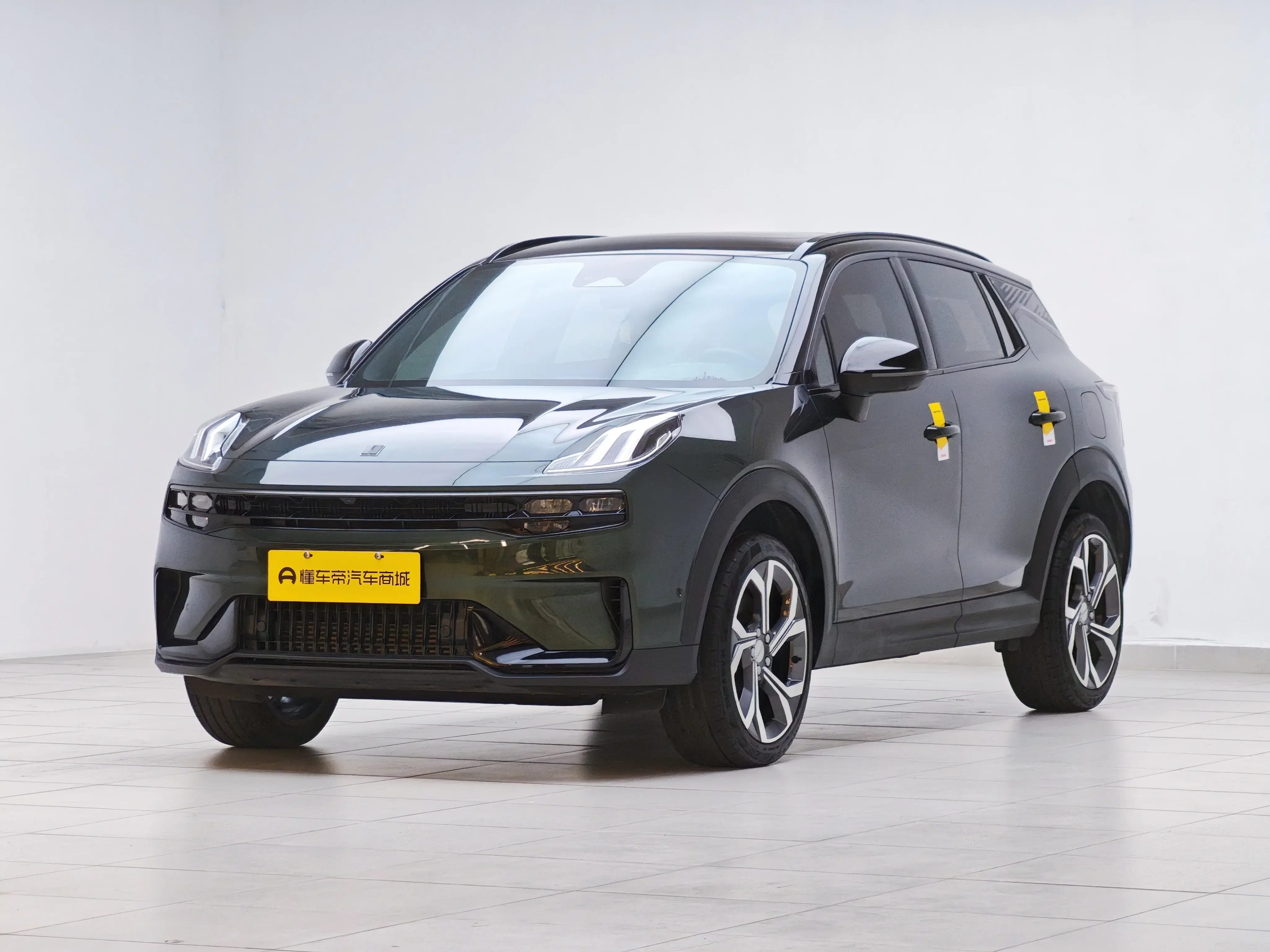 Lynk & Co 06
