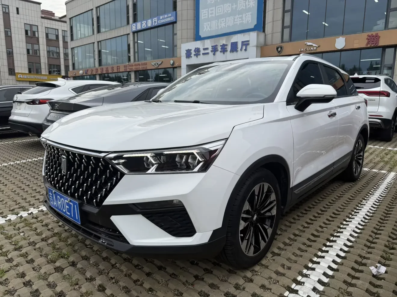 FAW Bestune T77