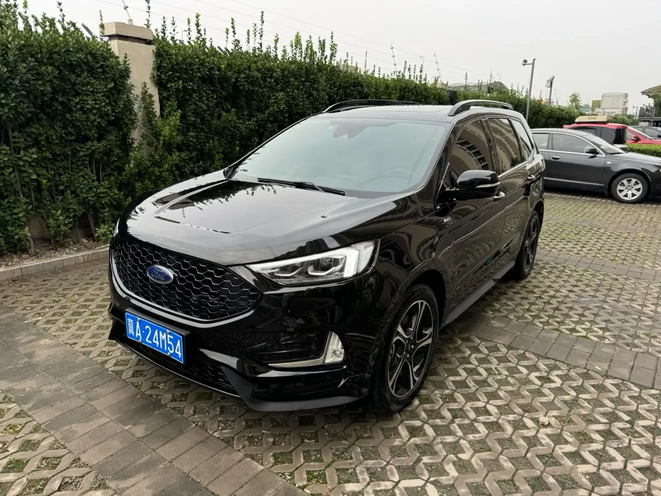Ford sharp boundary