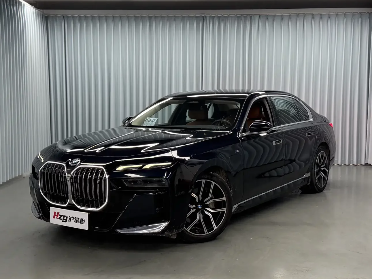 BMW I7