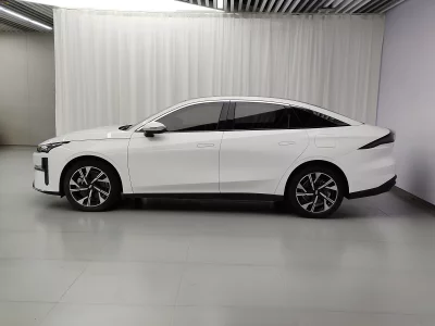 Geely Galaxy L6
