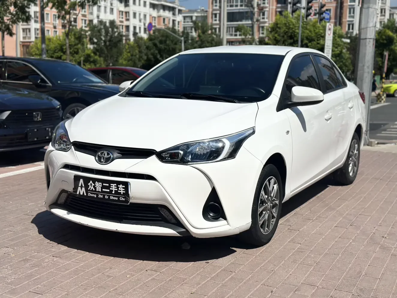 Toyota YARiS L Enjoy